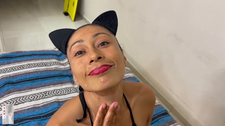 Magnita: Pussycat Latina MILF ger fantastisk avsugning