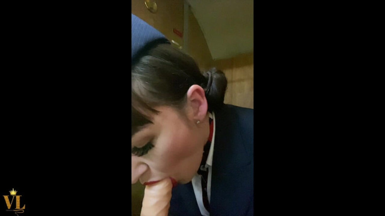 Vivienne l'Amour: Vivienne L'amour - Mile chupando polla (720p full hd)