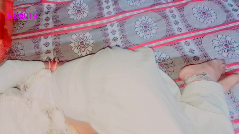 Rakesh: Desi Indian Hauswaif Rani Bhabhi