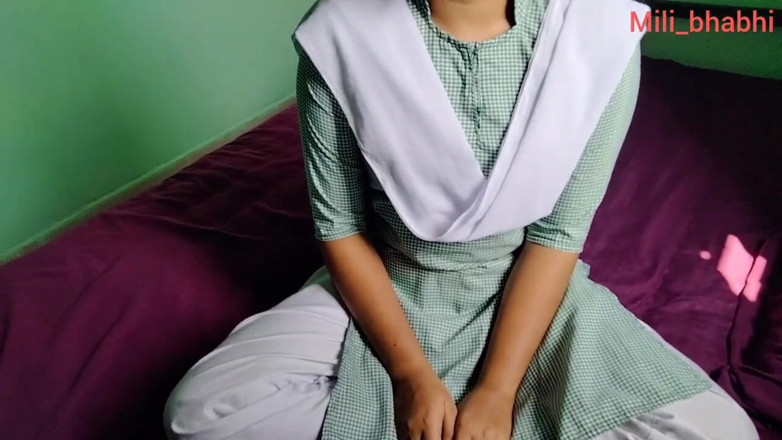 Mili bhabi: Indian Desi School Girl Mili Having Sex with Her BF...