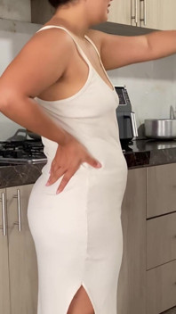 My Stepmom Wants Hardcore Sex in the Kitchen