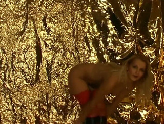 Flash Model Amateurs: Peri sinterklas seksi melucuti pakaian