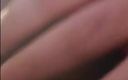 Danzilla White: Close-up van wezen dat masturbeert en klaarkomt #2 (sorry voor het sperma...