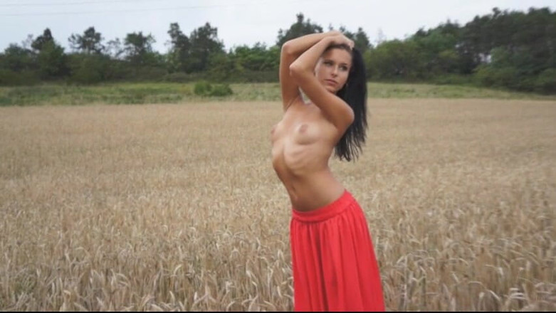 Watch4beauty: Poppy meisje