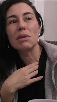 음란한 용액을 삼키는 내 대장 내시경 검사 준비