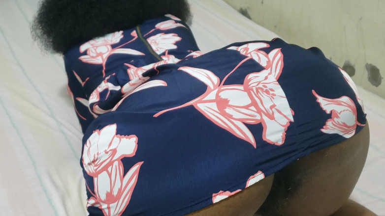 Lovemina: Sexy dikke zwarte vrouw heeft je nodig om haar kont...