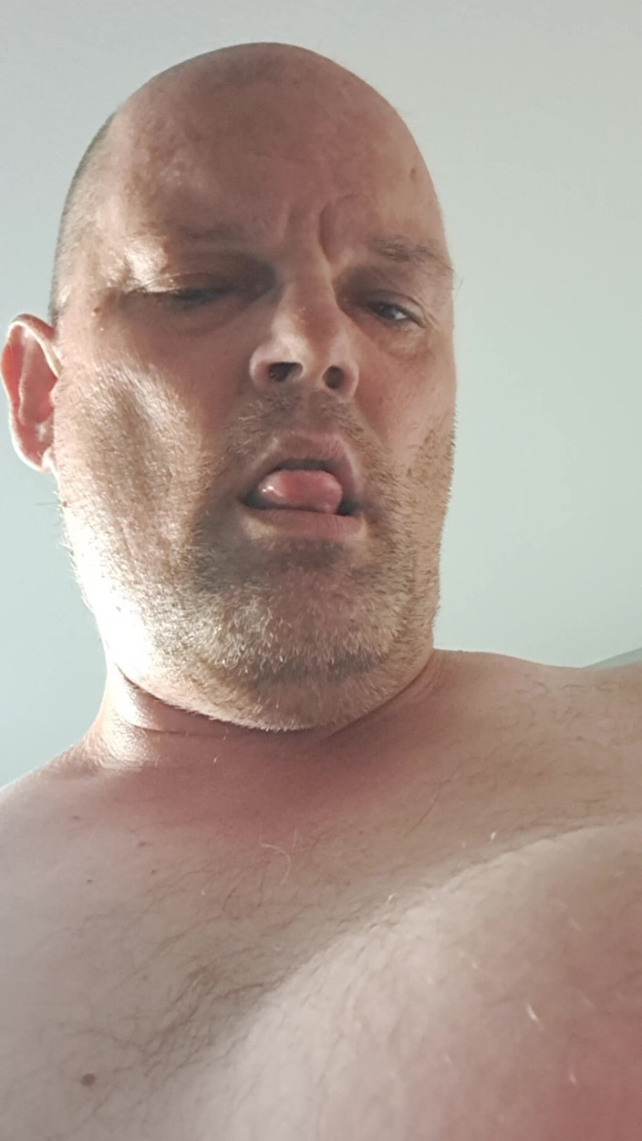 Fickspecht: Hot, Just Too Hot, Like the Bitch