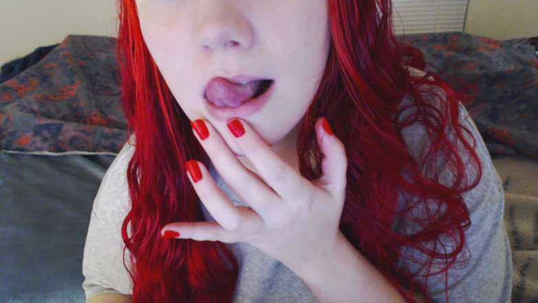 Scarlet Vixen: Lippenstift N mund fetisch lila lippen