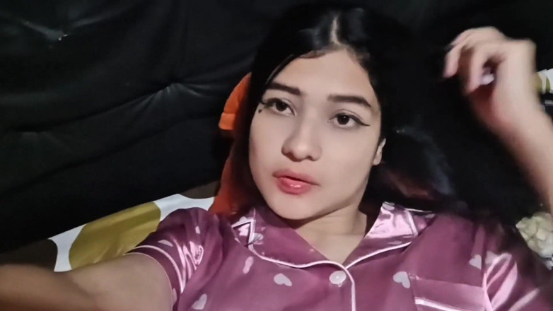 Yulieth Gomez: 濡れたマンコのオナニークローズアップ