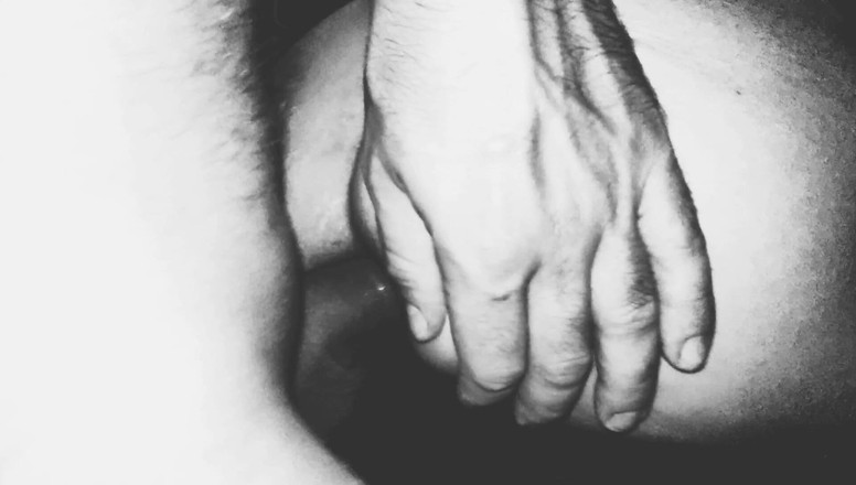 Hotlia: Czarno-biały anal porno