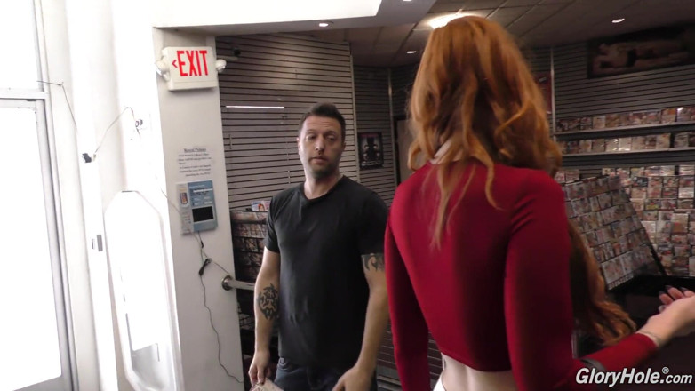 Gloryhole: Pelacur anal Lauren Phillips mengambil bbc gloryhole