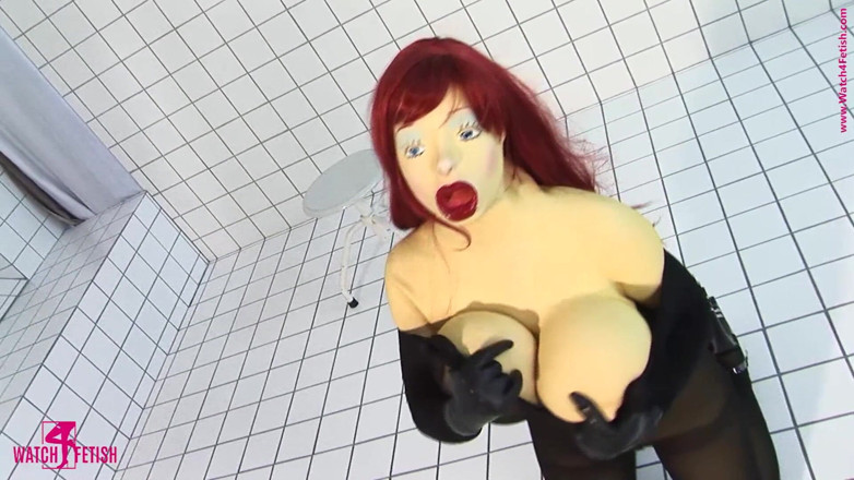 Dollrotic: Sexy bambola bDSM tettona