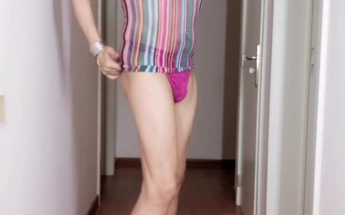 Camelia: Camelia tgirl cu giả há hốc mồm và tôn sùng...