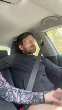 Ela não podia esperar - milf boquete e punheta enquanto dirige - sexo em carro público Kingyordanov