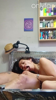 Argentinian Brunette Squirt, Hot Sex