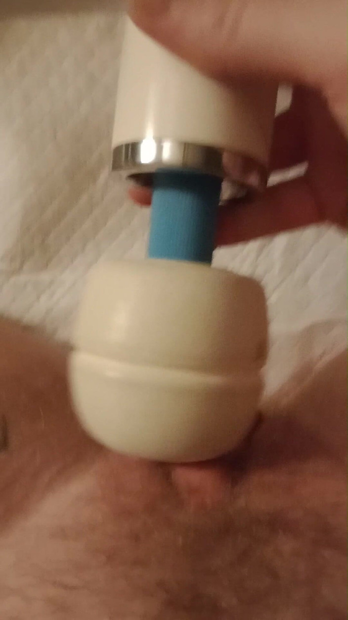 BadWolf Badass: Video kompilasi ftm hitachi x5 lagi asik masturbasi