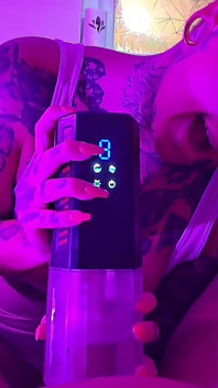 彼女がマスターベーターおもちゃを使う体験