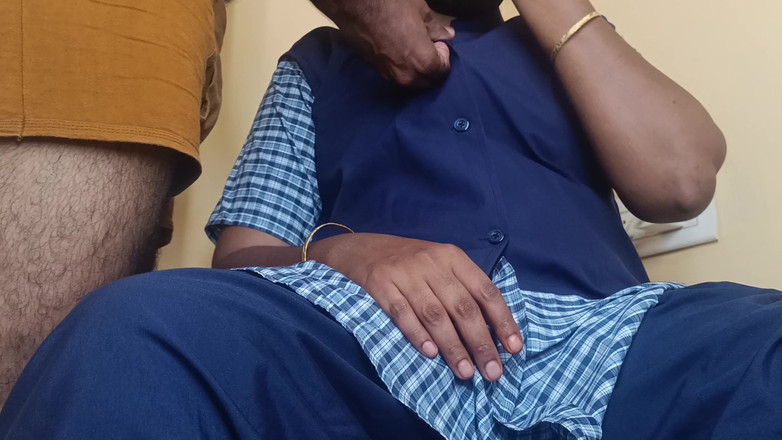 Ilakkiya: Tution, position de maître chevauchage, plaisir avec l’école avec uniforme