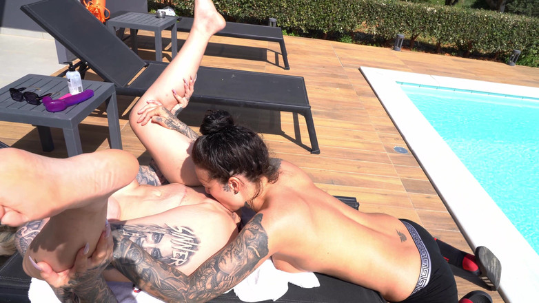 Kourtneyinked: 以前从未潮吹过