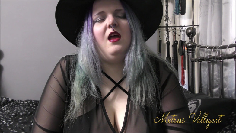 Mxtress Valleycat: Litha to the sound of my voice