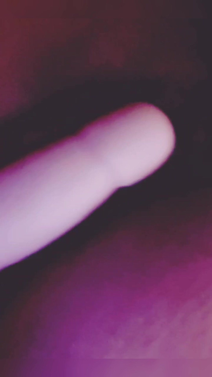 Blue Cherry: Chci cítit tvého lahodného ptáka v mé vagíně