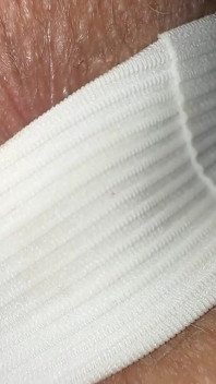 Pierdzi tak blisko aparatu, że nawet obiektyw musi zostać zmieniony
