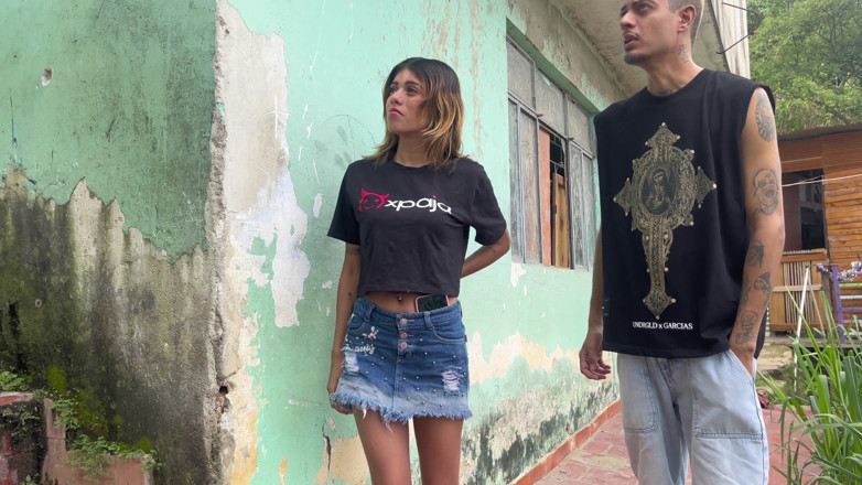 DereckandZoe: I Fuck My Stepsister in the Middle of an Adventure