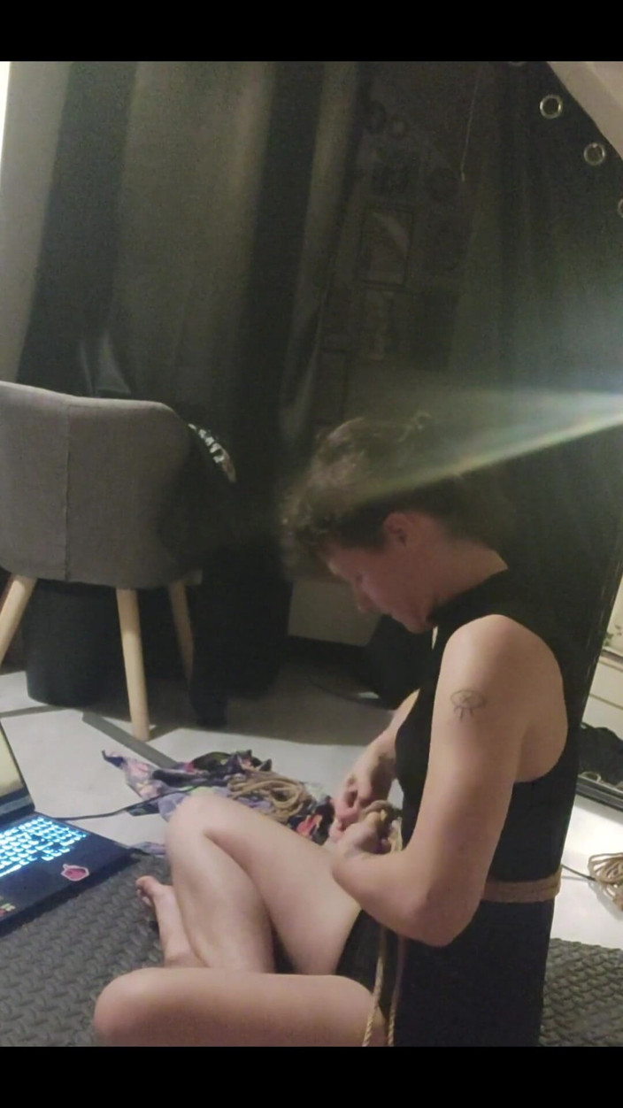 CherryOrchid: Výukový program Shibari