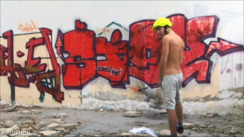 Raw Fuck: Twink Trio 在圈子撸管中炫耀