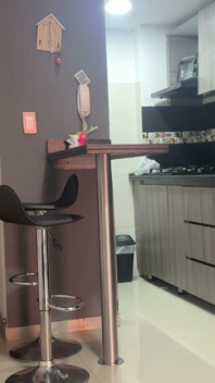 Rich, balodan geldikten sonra seksi Latin üvey kız kardeşimle sobraz oldu.