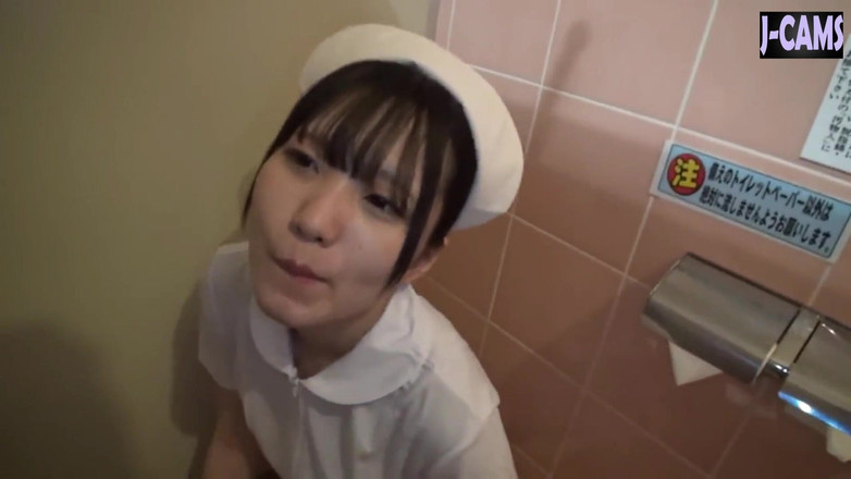 J-Cams: Косплей побачення. Сором'язлива дівчина на сміливій прогулянці на відкритому повітрі, частина 2