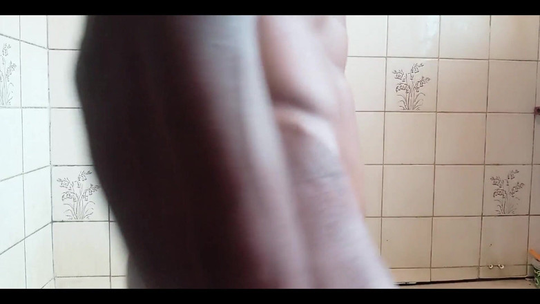 Black Bongs: Golenie