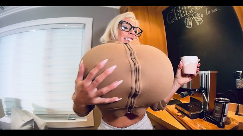 TheBustySasha: 휴가에서 돌아왔다!