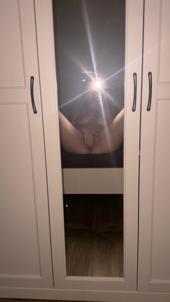 SweetLucy96: 小色荡妇