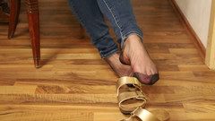 KimisWorld: Silonky & Úzké džíny - Visící v klasických sandálech