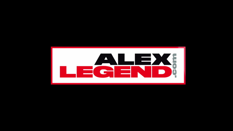 French Sex Connection: Горячую киску долбят в бассейне с Shay Sights Alex Legend