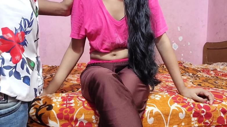 Your kavita bhabhi: La cognata si fa i capelli per non voler andare...