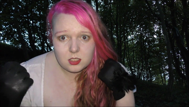 Mxtress Valleycat: Lured by my gloves