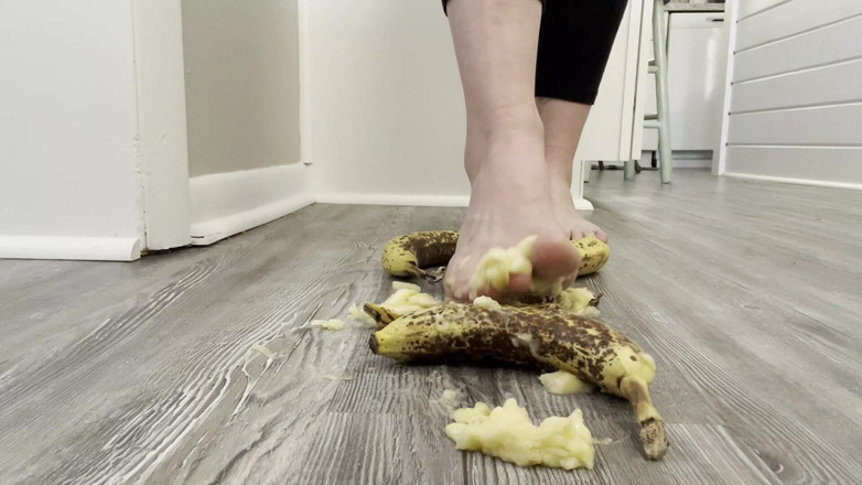 footivities: Banankross med fötter