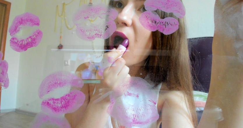 Rarible Diamond: Küsse und lippenstift mark