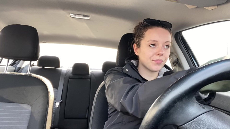 Nadia Foxx: Mając orgazmy w drive thru i w centrum handlowym!