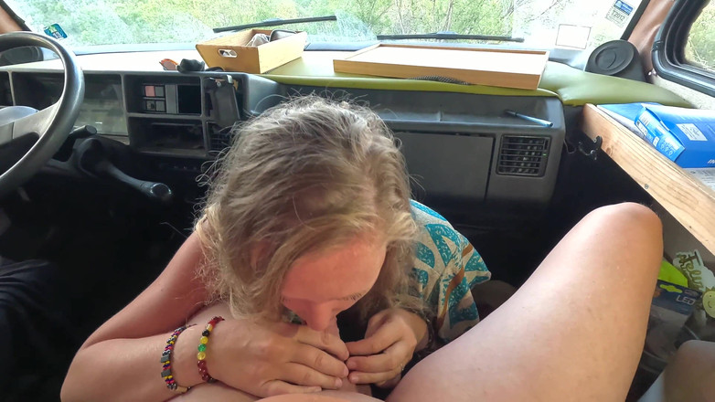 TakeMeSlo: Eu deixei o campervan para lhe dar um boquete em...