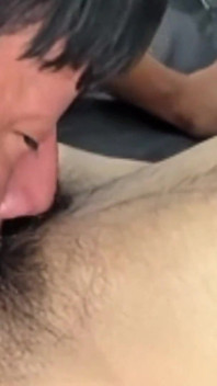 Deepthroat secchio di sborra: straripante