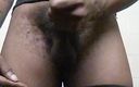 SweetDWillie456: Horny Daddy Jacks off BBC