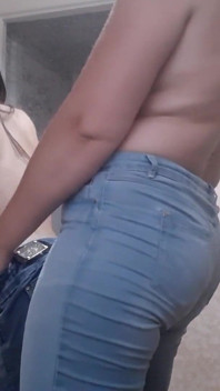 在厨房女同性恋幻觉中操了我的女友