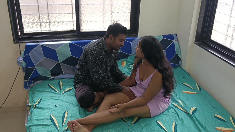 Horny Indian Couple: Bini desi sebenar blowjob