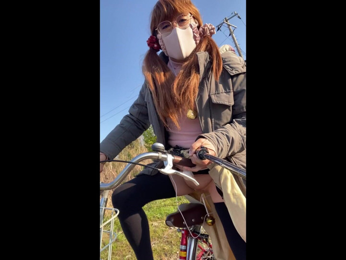 megu2002: No. 147: Early Morning Cycling and Showing off My Pussy