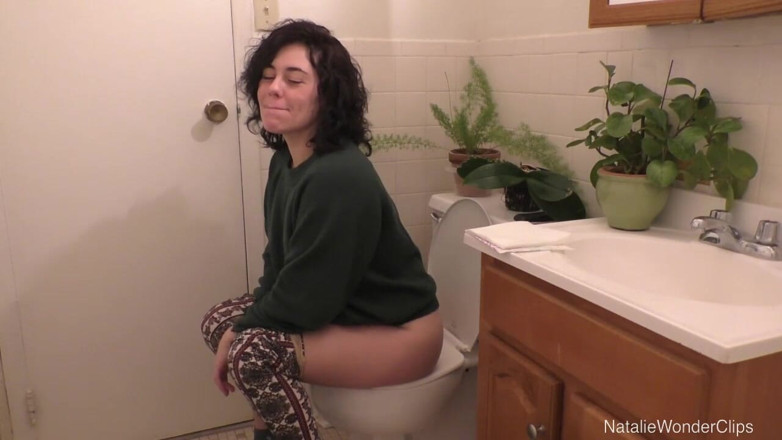Natalie Wonder: Hangout bilik mandi nakal semasa bercakap tentang balak saya yang...