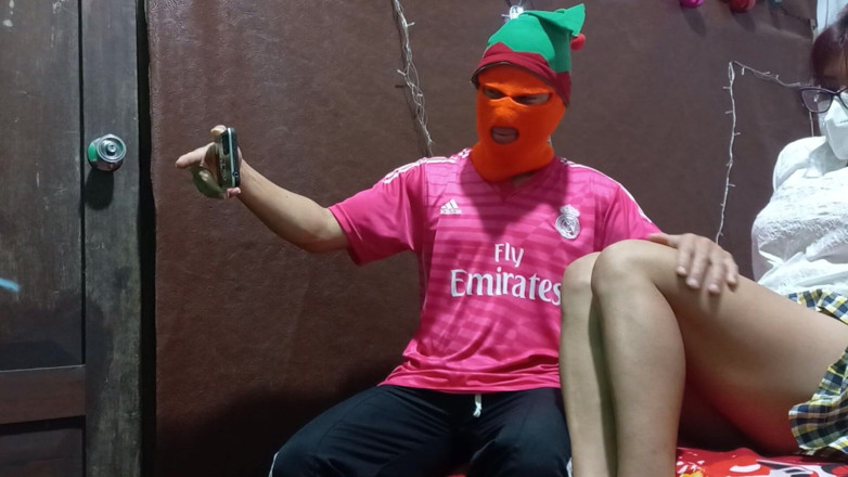 Martin13: Christmas and Sex!! Stepfather Promises Stepdaughter a Big Gift and...