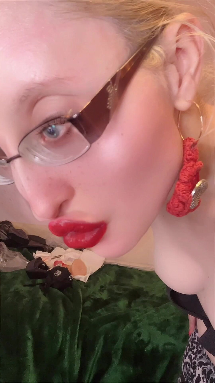 FinDom Goaldigger: Belden bağlamalı Amozonian pozisyonu